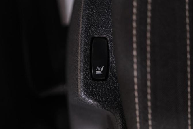 Renault Sandero II с пробегом 2015 года, цена 899 000 рублей, 150000 км, хэтчбек, Автокод Объявления