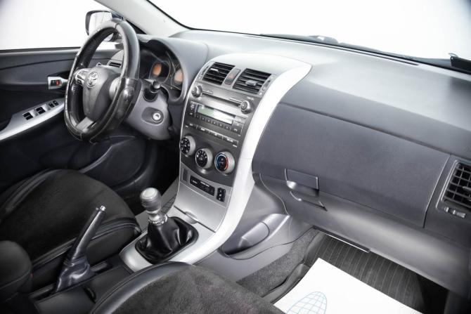 Toyota Corolla X (E140 E150) Рестайлинг с пробегом 2011 года, цена 989 000 рублей, 235000 км, седан, Автокод Объявления