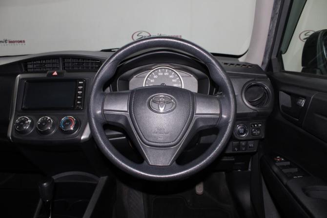 Toyota Corolla XI (E160 E170) Рестайлинг 2 с пробегом 2021 года, цена 1 300 000 рублей, 122979 км, универсал, Автокод Объявления