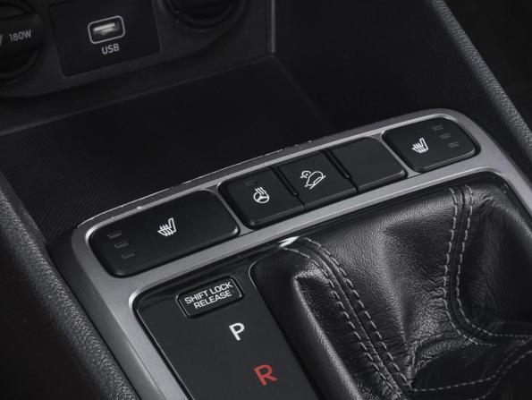 Hyundai Creta I Рестайлинг с пробегом 2021 года, цена 1 820 000 рублей, 80269 км, внедорожник, Автокод Объявления