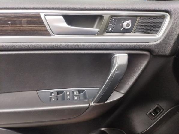Volkswagen Touareg II Рестайлинг с пробегом 2014 года, цена 2 480 000 рублей, 191450 км, внедорожник, Автокод Объявления