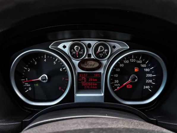 Ford Focus II Рестайлинг с пробегом 2010 года, цена 550 000 рублей, 160760 км, седан, Автокод Объявления