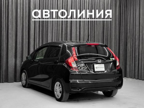 Honda Fit III Рестайлинг с пробегом 2019 года, цена 1 100 000 рублей, 127000 км, хэтчбек, Автокод Объявления