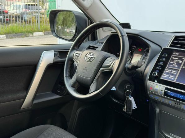 Toyota Land Cruiser Prado 150 Series Рестайлинг 3 с пробегом 2021 года, цена 6 000 000 рублей, 24490 км, внедорожник, Автокод Объявления