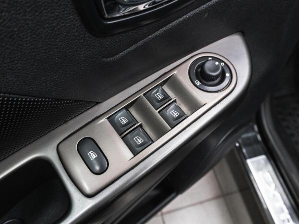 Renault Kaptur I с пробегом 2018 года, цена 1 465 000 рублей, 127314 км, внедорожник, Автокод Объявления