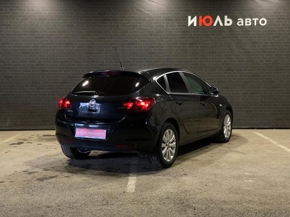 Opel Astra J с пробегом 2011 года, цена 790 000 рублей, 122182 км, хэтчбек, Автокод Объявления