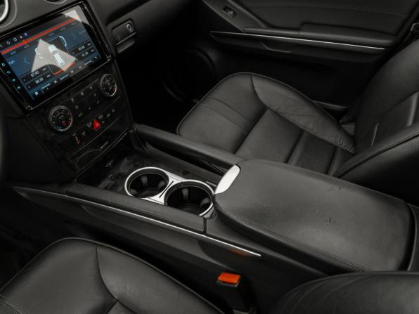 Mercedes-Benz M-Класс II (W164) Рестайлинг с пробегом 2009 года, цена 1 330 000 рублей, 246817 км, внедорожник, Автокод Объявления