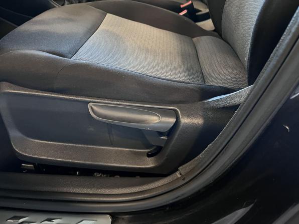 Volkswagen Polo V с пробегом 2011 года, цена 595 000 рублей, 224104 км, седан, Автокод Объявления