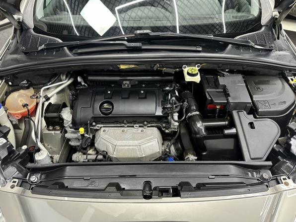 Peugeot 308 I Рестайлинг с пробегом 2012 года, цена 595 000 рублей, 129138 км, хэтчбек, Автокод Объявления