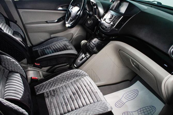 Chevrolet Orlando I с пробегом 2012 года, цена 1 029 000 рублей, 165000 км, компактвэн, Автокод Объявления