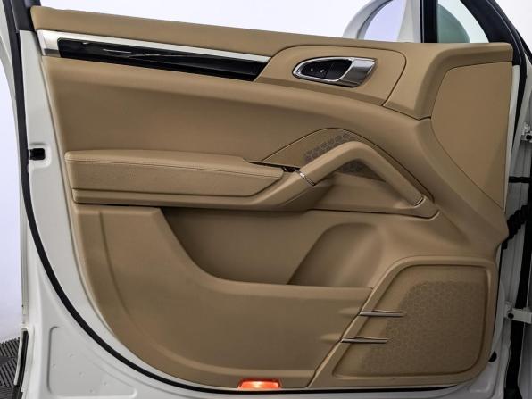 Porsche Cayenne II Рестайлинг (958) с пробегом 2015 года, цена 3 675 000 рублей, 127782 км, внедорожник, Автокод Объявления