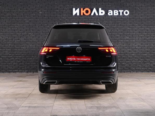 Volkswagen Tiguan II с пробегом 2019 года, цена 2 630 000 рублей, 95728 км, внедорожник, Автокод Объявления