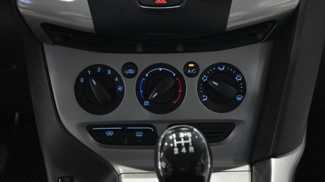 Ford Focus III с пробегом 2013 года, цена 755 000 рублей, 255573 км, седан, Автокод Объявления