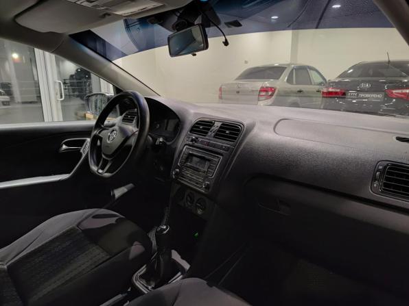 Volkswagen Polo V Рестайлинг с пробегом 2019 года, цена 965 000 рублей, 169756 км, седан, Автокод Объявления