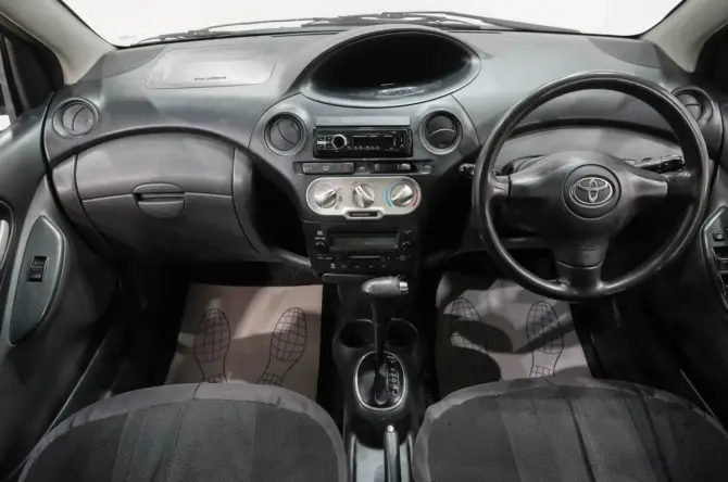 Toyota Vitz I (P10) с пробегом 2003 года, цена 259 000 рублей, 299000 км, хэтчбек, Автокод Объявления