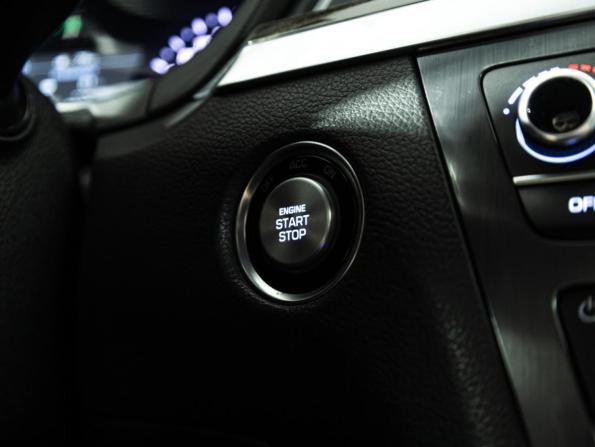 Genesis G80 I с пробегом 2017 года, цена 2 099 700 рублей, 147257 км, седан, Автокод Объявления