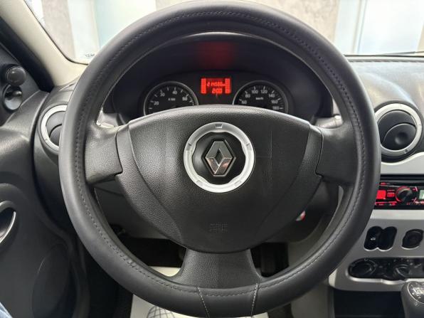 Renault Logan I Рестайлинг с пробегом 2013 года, цена 549 000 рублей, 214586 км, седан, Автокод Объявления