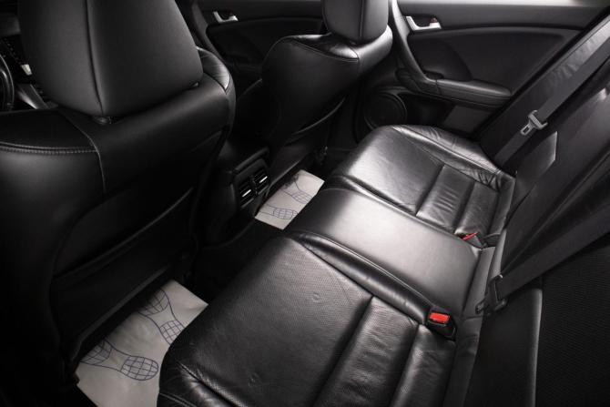 Honda Accord VIII Рестайлинг с пробегом 2012 года, цена 1 329 000 рублей, 250600 км, седан, Автокод Объявления