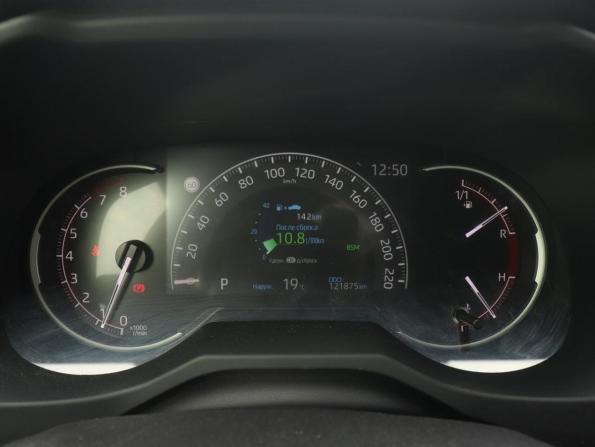 Toyota RAV4 V (XA50) с пробегом 2019 года, цена 3 391 000 рублей, 121790 км, внедорожник, Автокод Объявления