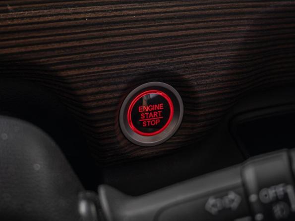 Honda Freed II Рестайлинг с пробегом 2021 года, цена 2 130 000 рублей, 48776 км, компактвэн, Автокод Объявления