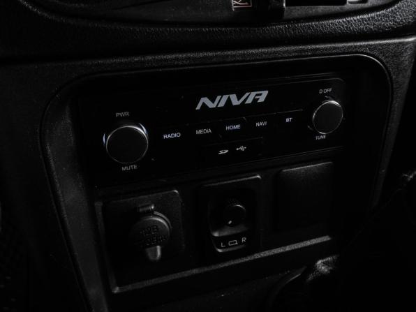 Chevrolet Niva I Рестайлинг с пробегом 2017 года, цена 849 000 рублей, 127345 км, внедорожник, Автокод Объявления