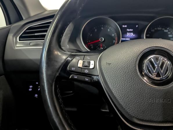 Volkswagen Tiguan II с пробегом 2020 года, цена 2 690 000 рублей, 68449 км, внедорожник, Автокод Объявления