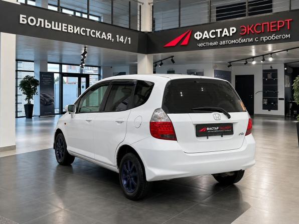 Honda Fit I с пробегом 2005 года, цена 281 000 рублей, 246774 км, хэтчбек, Автокод Объявления