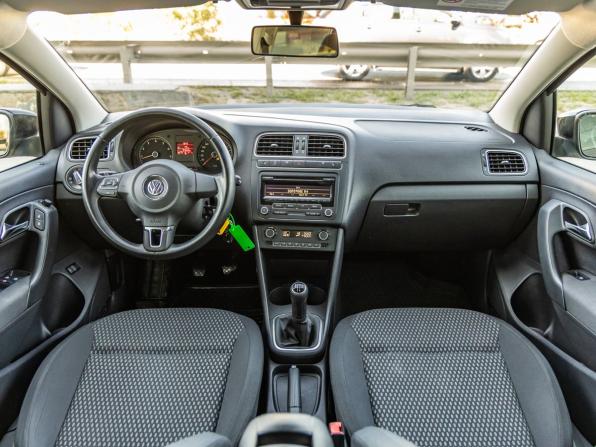Volkswagen Polo V с пробегом 2011 года, цена 878 000 рублей, 94500 км, седан, Автокод Объявления