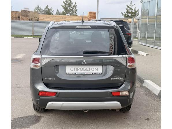 Mitsubishi Outlander III Рестайлинг с пробегом 2014 года, цена 1 345 000 рублей, 212845 км, внедорожник, Автокод Объявления