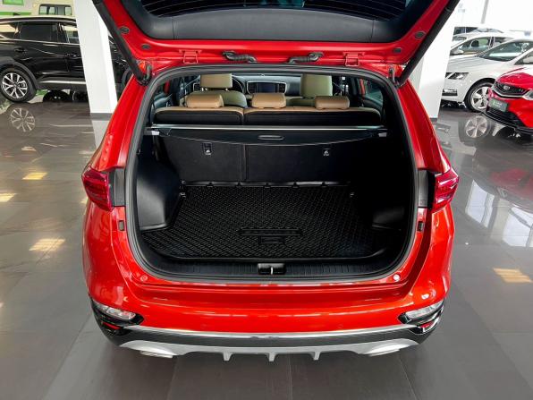 Kia Sportage IV Рестайлинг с пробегом 2020 года, цена 2 475 000 рублей, 119843 км, внедорожник, Автокод Объявления