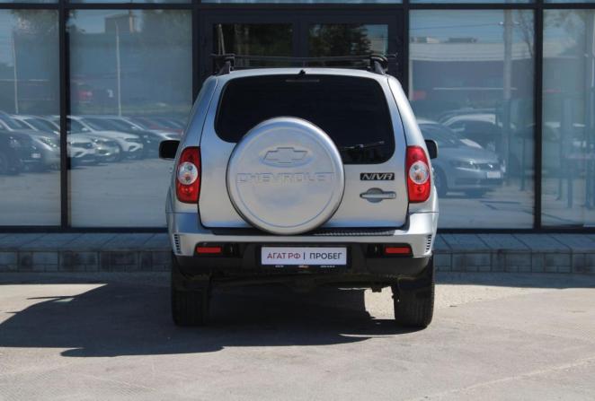 Chevrolet Niva I Рестайлинг с пробегом 2016 года, цена 650 000 рублей, 106431 км, внедорожник, Автокод Объявления
