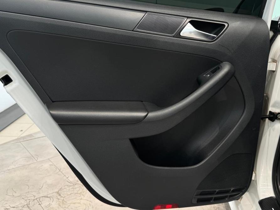 Volkswagen Jetta VI Рестайлинг Волжский  - изображение 15