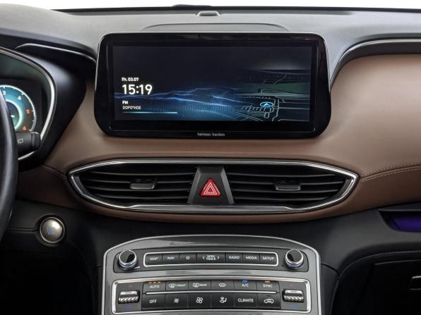 Hyundai Santa Fe IV Рестайлинг с пробегом 2022 года, цена 4 300 000 рублей, 53688 км, внедорожник, Автокод Объявления