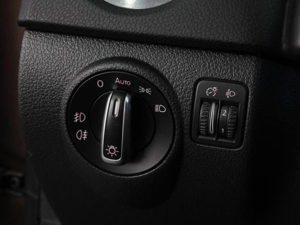 Volkswagen Tiguan I Рестайлинг с пробегом 2014 года, цена 1 357 000 рублей, 209948 км, внедорожник, Автокод Объявления