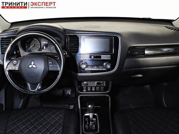 Mitsubishi Outlander III Рестайлинг 3 с пробегом 2018 года, цена 2 257 000 рублей, 109526 км, внедорожник, Автокод Объявления