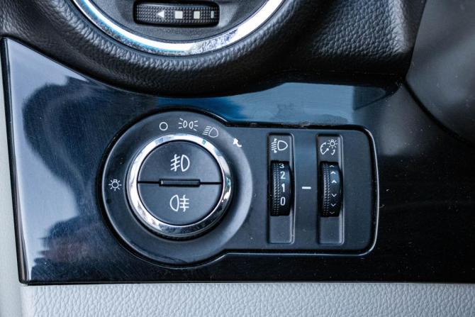 Chevrolet Orlando I с пробегом 2011 года, цена 1 050 000 рублей, 223215 км, минивэн, Автокод Объявления