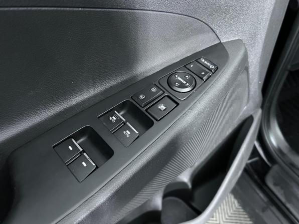 Hyundai Tucson III Рестайлинг с пробегом 2018 года, цена 2 131 000 рублей, 136305 км, внедорожник, Автокод Объявления