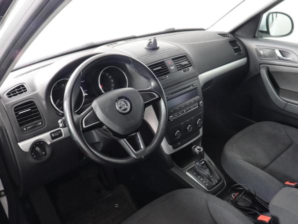 Skoda Yeti I Рестайлинг с пробегом 2014 года, цена 1 197 000 рублей, 103251 км, внедорожник, Автокод Объявления