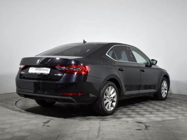 Skoda Superb III Рестайлинг с пробегом 2019 года, цена 2 350 000 рублей, 94080 км, лифтбек, Автокод Объявления