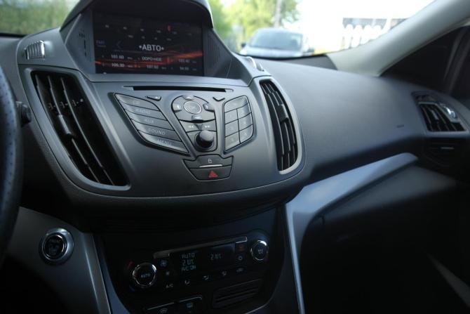 Ford Kuga II с пробегом 2014 года, цена 1 349 000 рублей, 146000 км, внедорожник, Автокод Объявления