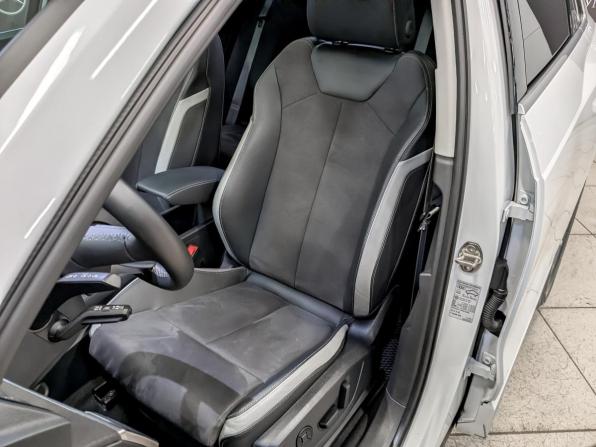 Audi Q3 II (F3) с пробегом 2023 года, цена 3 995 000 рублей, 20944 км, внедорожник, Автокод Объявления
