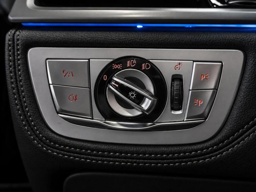 BMW 7 серии VI (G11/G12) Рестайлинг Тюмень  - изображение 29
