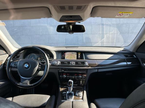 BMW 7 серии V (F01/F02/F04) Рестайлинг с пробегом 2015 года, цена 2 050 000 рублей, 273100 км, седан, Автокод Объявления