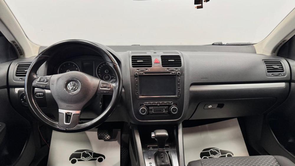 Volkswagen Jetta V Киров  - изображение 10
