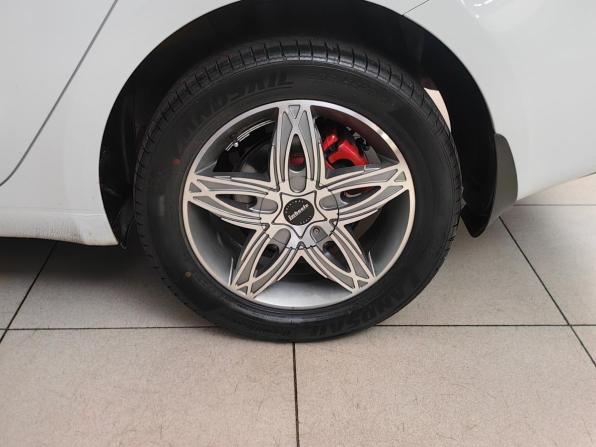 Kia Ceed II с пробегом 2013 года, цена 764 000 рублей, 285175 км, универсал, Автокод Объявления