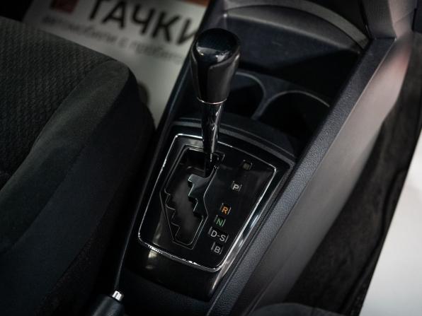 Toyota Corolla XI (E160 E170 E180) Рестайлинг 1 с пробегом 2015 года, цена 1 229 500 рублей, 73332 км, седан, Автокод Объявления