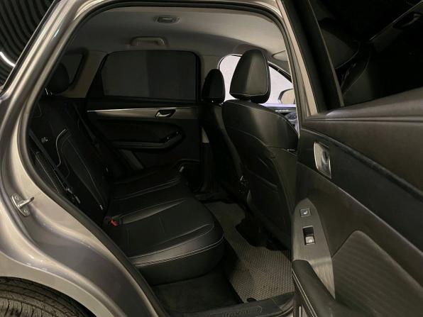 Haval Jolion I с пробегом 2023 года, цена 1 799 000 рублей, 42348 км, внедорожник, Автокод Объявления