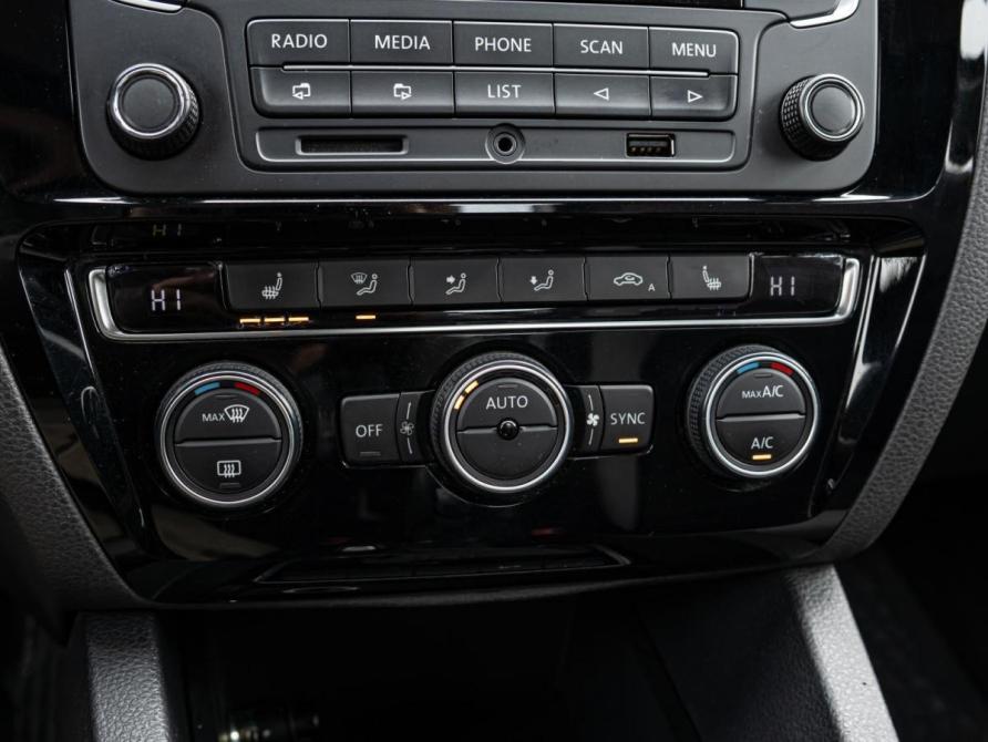 Volkswagen Jetta VI Рестайлинг Краснодар  - изображение 13