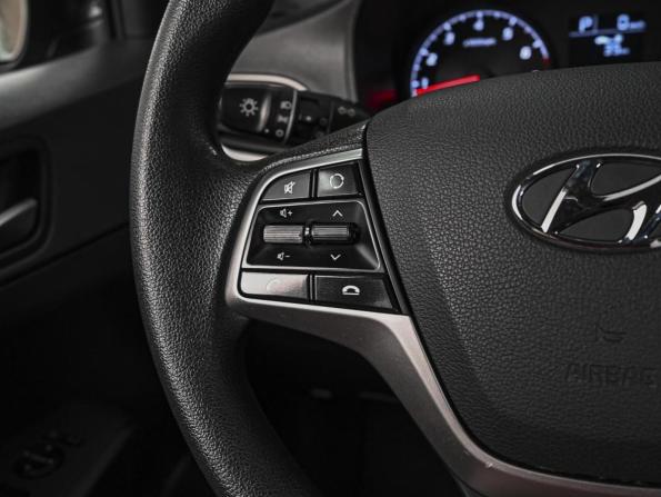 Hyundai Solaris II Рестайлинг с пробегом 2020 года, цена 1 580 000 рублей, 86611 км, седан, Автокод Объявления