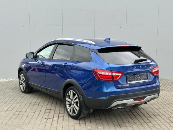 Lada (ВАЗ) Vesta I с пробегом 2021 года, цена 1 335 000 рублей, 76234 км, универсал, Автокод Объявления